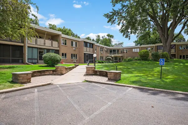 4380 Brookside Court #205, Minneapolis, MN 55436