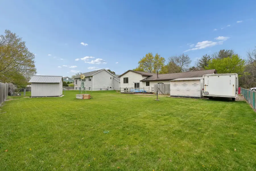 703 Cope Avenue W, Saint Paul, MN 55113 - #3