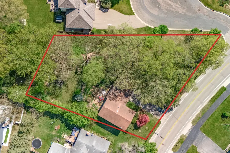4220 Victoria Street N, Saint Paul, MN 55126 - #3