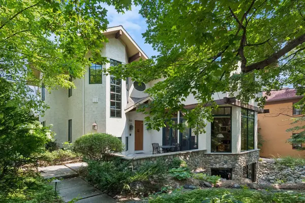 721 Rice Street E, Wayzata, MN 55391