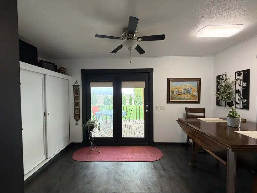 312 W Luverne Street, Magnolia, MN 56158 - #3