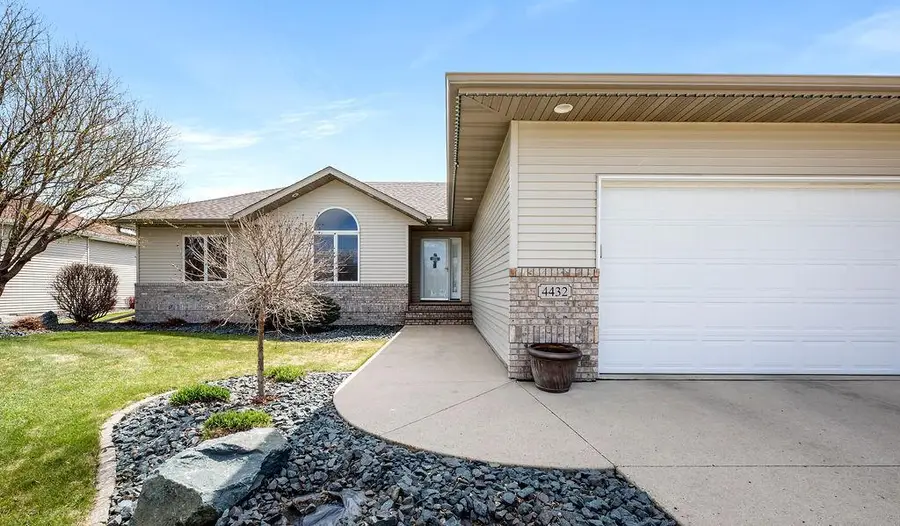 4432 3rd Street S, Moorhead, MN 56560 - #2