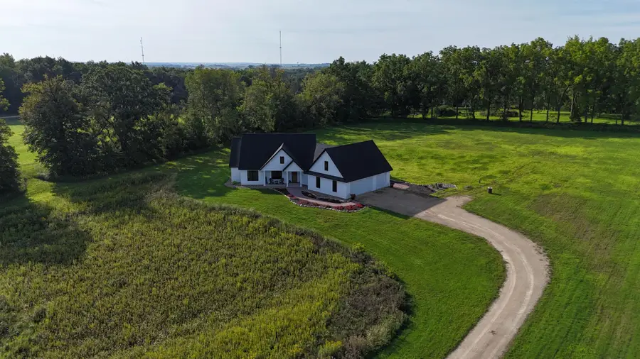 9016 County Road 3 Nw, Oronoco, MN 55960 - #2