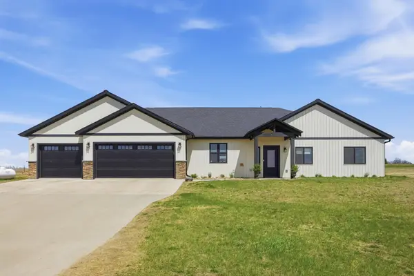 15189 Hillview Lane, Audubon, MN 56511