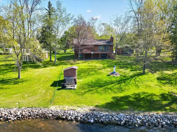 44800 Bending Avenue, Harris, MN 55032