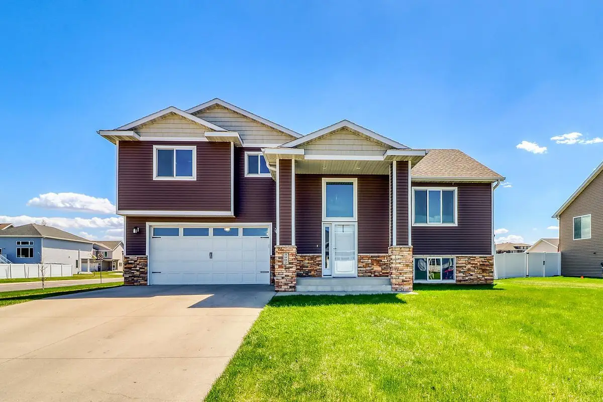 4902 35th Avenue S, Fargo, ND 58104 - #1