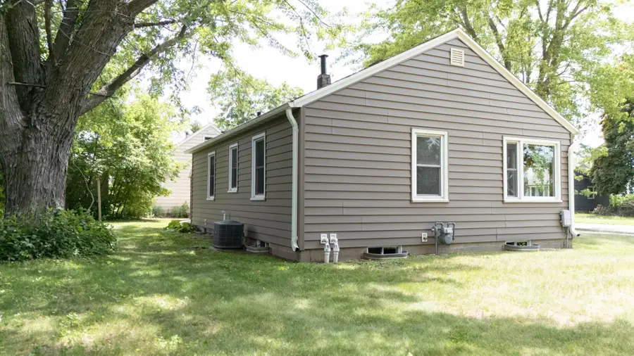 401 13th Avenue Ne, Austin, MN 55912 - #3