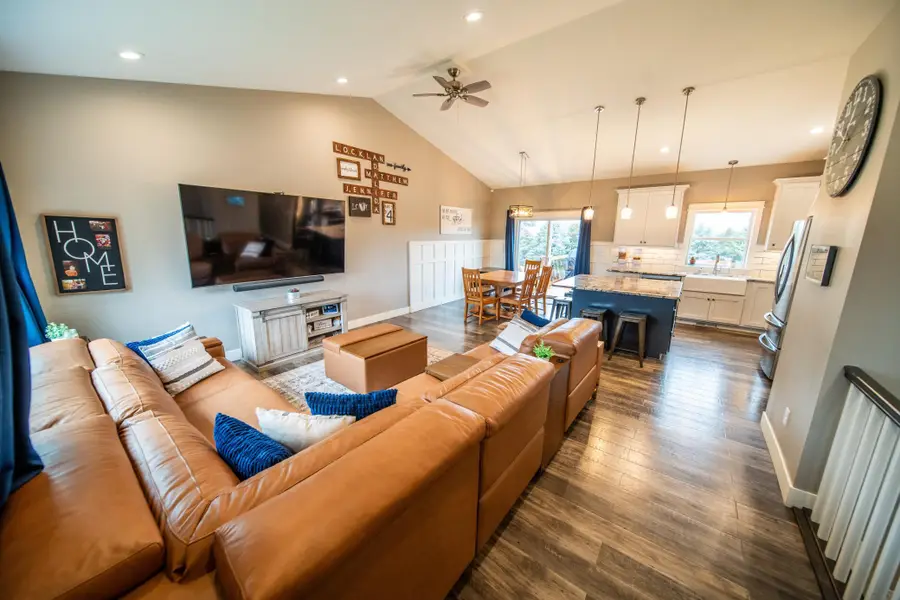 695 Marcus Pl Ne, Byron, MN 55920 - #2