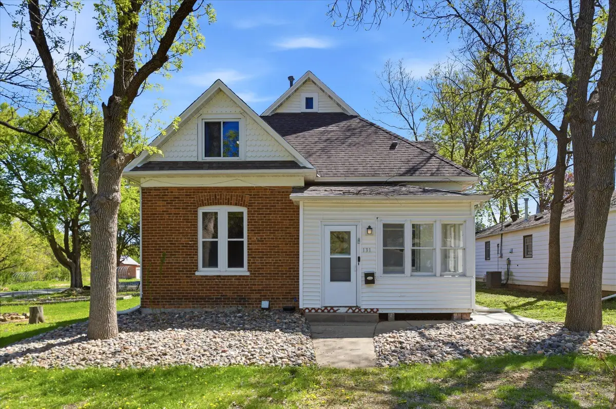 131 Main Street N, Shakopee, MN 55379 - #1