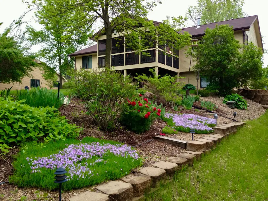 1471 Summit Avenue, Saint Paul Park, MN 55071 - #2