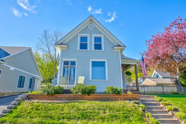 512 Locust Street, Hudson, WI 54016