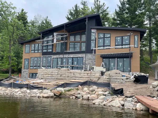11245 E Steamboat Bay Drive, Brainerd, MN 56401
