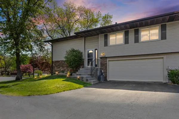 1096 Churchill Place, Saint Paul, MN 55126