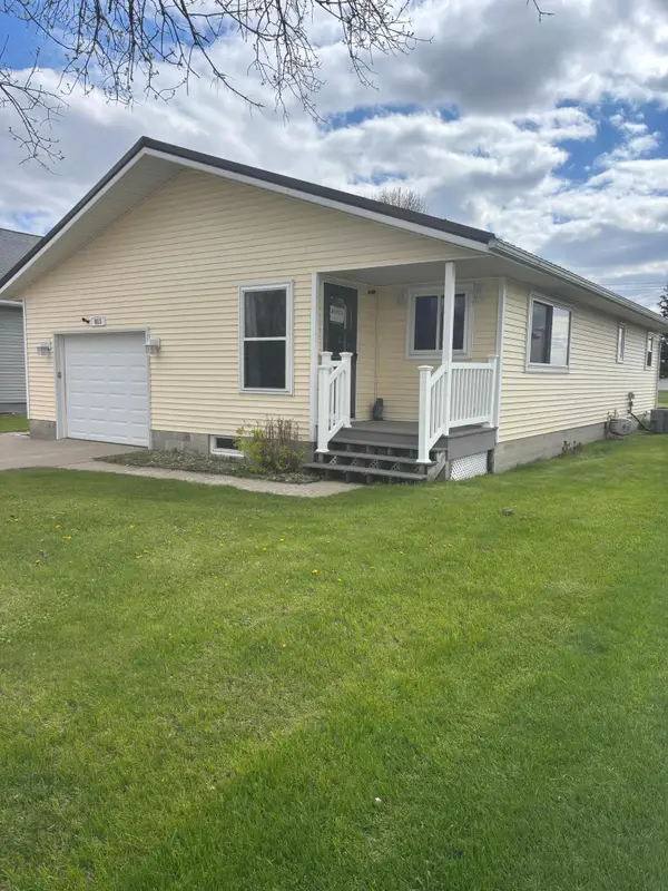 813 2nd Street W, Morgan, MN 56266