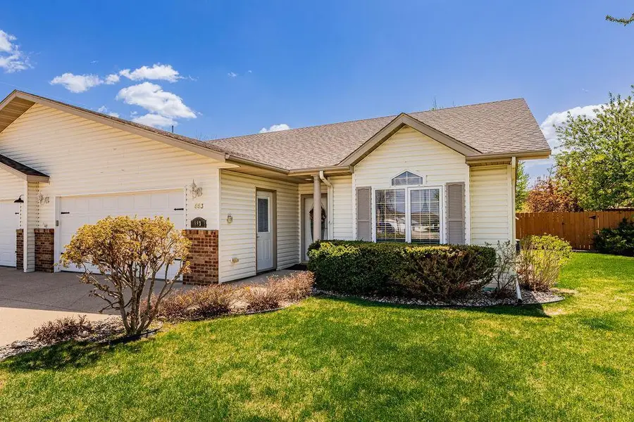 883 Lakeridge Place, West Fargo, ND 58078 - #2