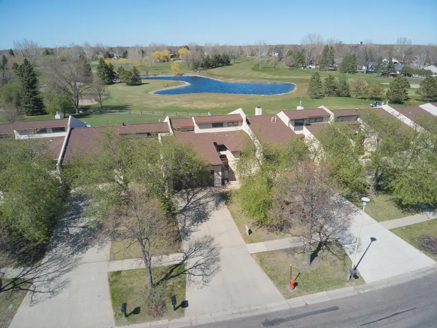 94 Prairiewood Drive S #D, Fargo, ND 58103 - #3