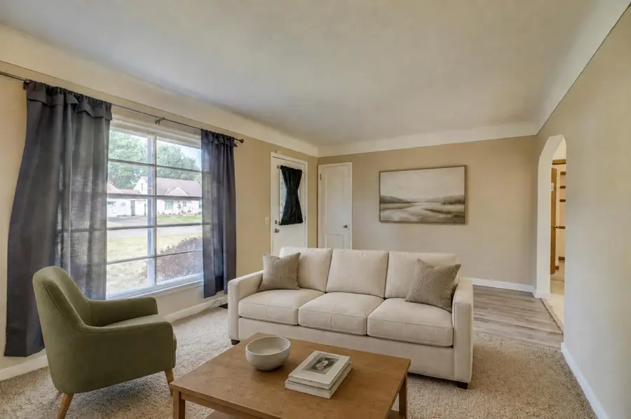 6024 Camden Avenue N, Minneapolis, MN 55430 - #3