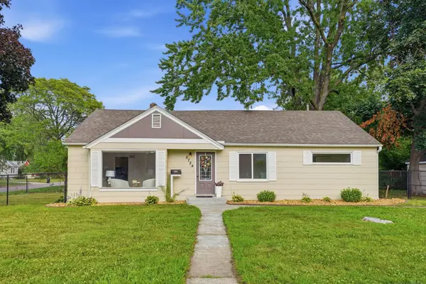 5724 Hampshire Avenue N, Minneapolis, MN 55428