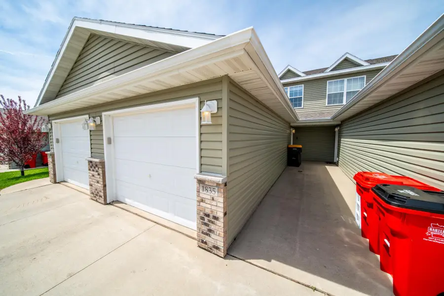 1835 Daniel Lane Ne, Stewartville, MN 55976 - #2