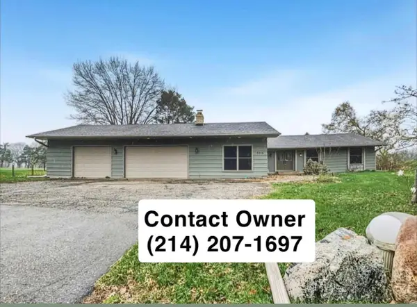 7021 W Shadow Lake Drive, Circle Pines, MN 55014