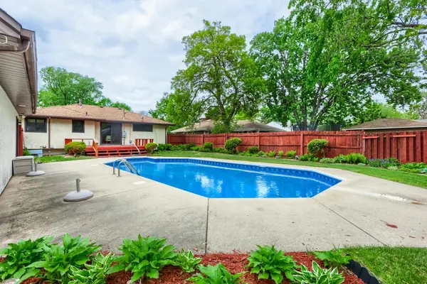 5512 Fremont Avenue N, Minneapolis, MN 55430