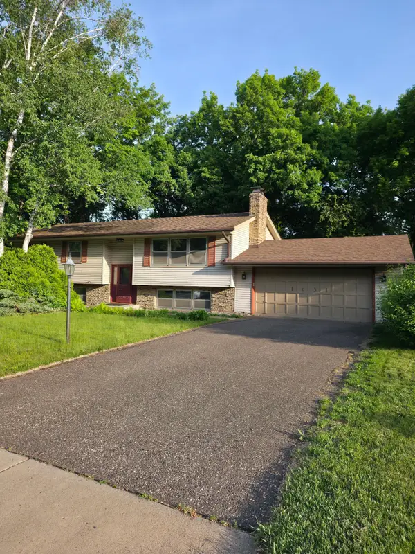 1051 Tiller Lane, Saint Paul, MN 55126