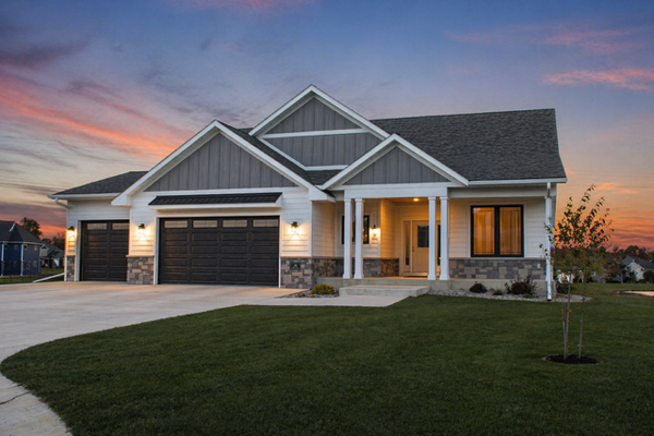34 N Pointe Court, North Mankato, MN 56003