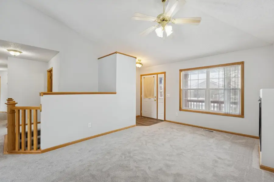 211 7th Street S, Winsted, MN 55395 - #2