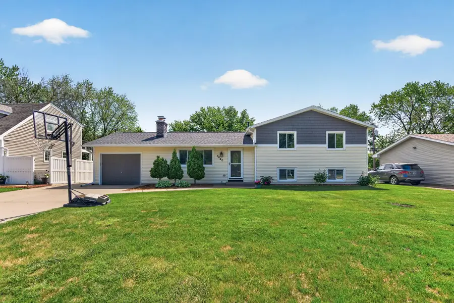 3040 Boone Avenue N, Minneapolis, MN 55427 - #2