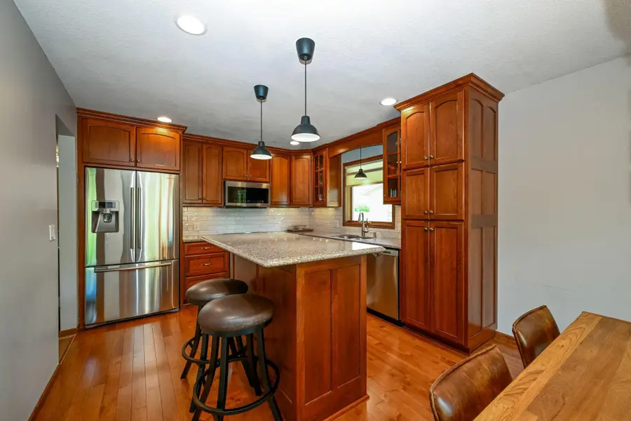 15008 Oakland Avenue, Burnsville, MN 55306 - #3