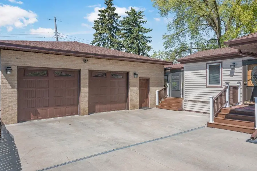 3632 Roosevelt Street Ne, Minneapolis, MN 55418 - #2