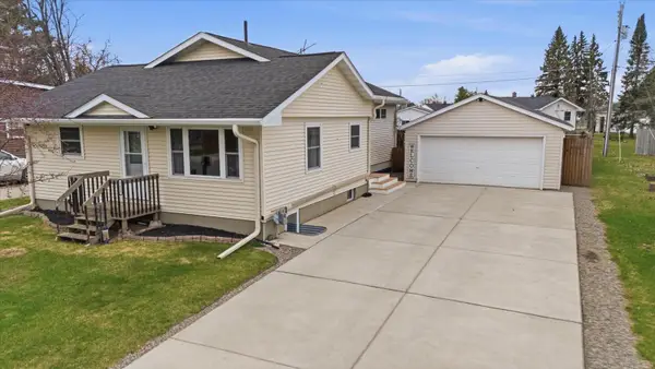 5458 Garden Drive N, Mountain Iron, MN 55768