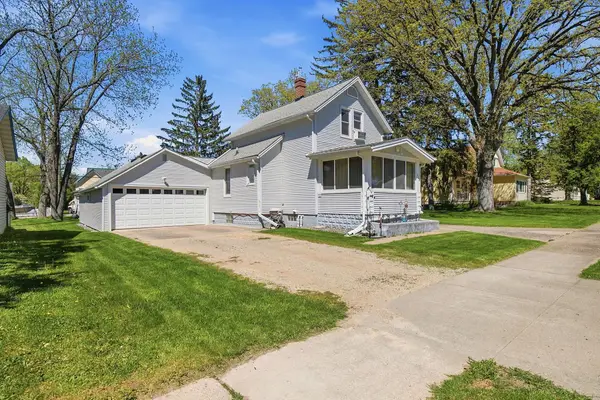 222 3rd Street, Kenyon, MN 55946
