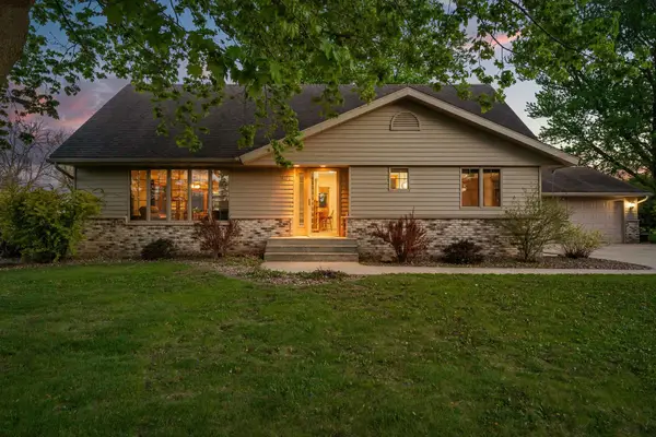 406 NE Grove Street, Brownsdale, MN 55918