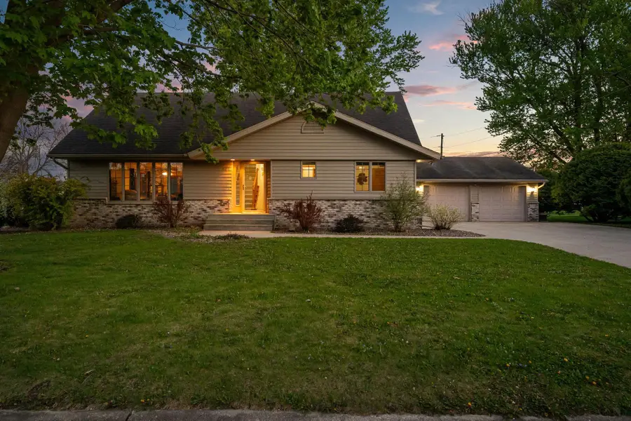 406 NE Grove Street, Brownsdale, MN 55918 - #2