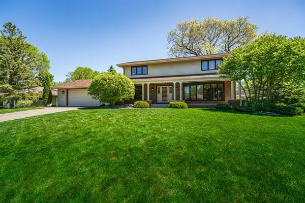 3052 Cherrywood Court, Saint Paul, MN 55121