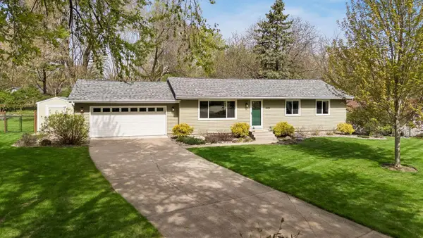 3825 Saratoga Lane N, Minneapolis, MN 55441