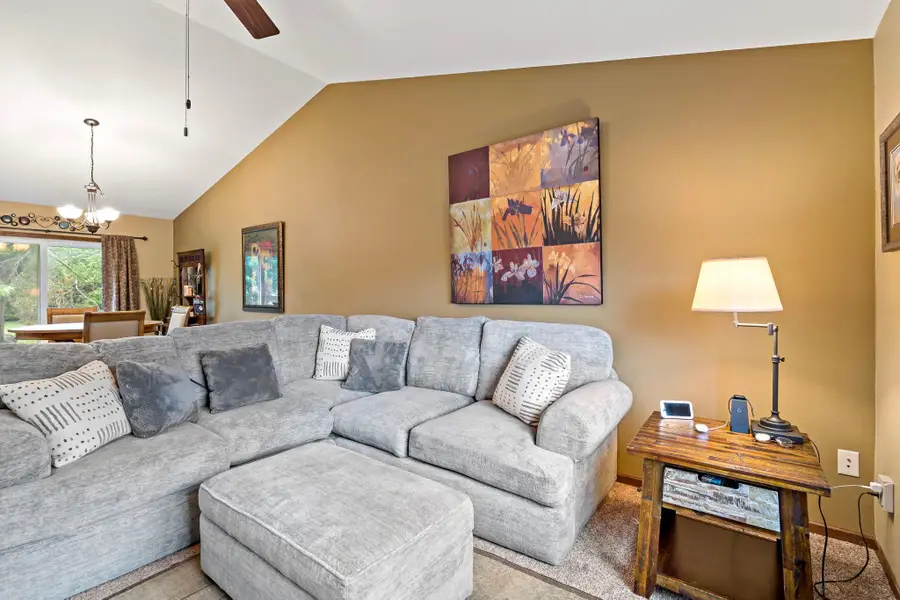 124 Harbor Hill Drive, Mankato, MN 56001 - #3