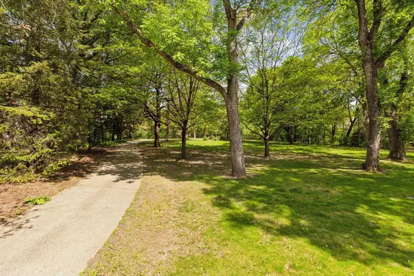 5125 Schaefer Road, Edina, MN 55436