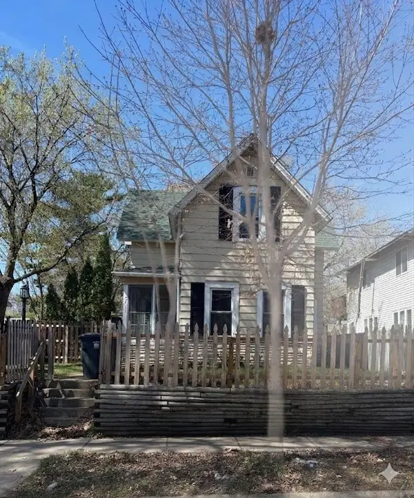 3611 Queen Avenue N, Minneapolis, MN 55412