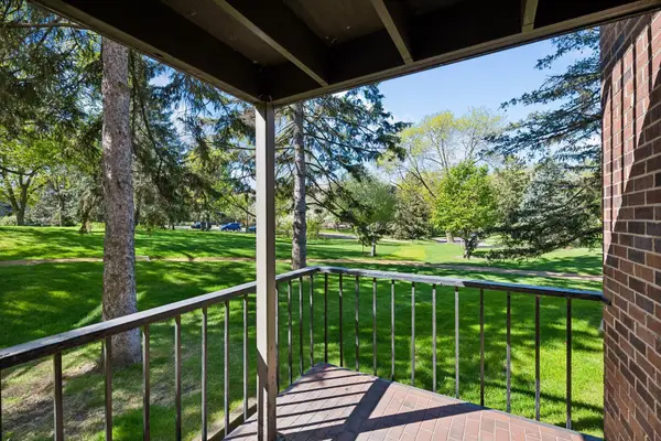5501 Dewey Hill Road #140, Minneapolis, MN 55439
