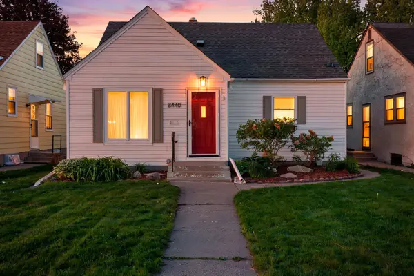 5440 25th Avenue S, Minneapolis, MN 55417