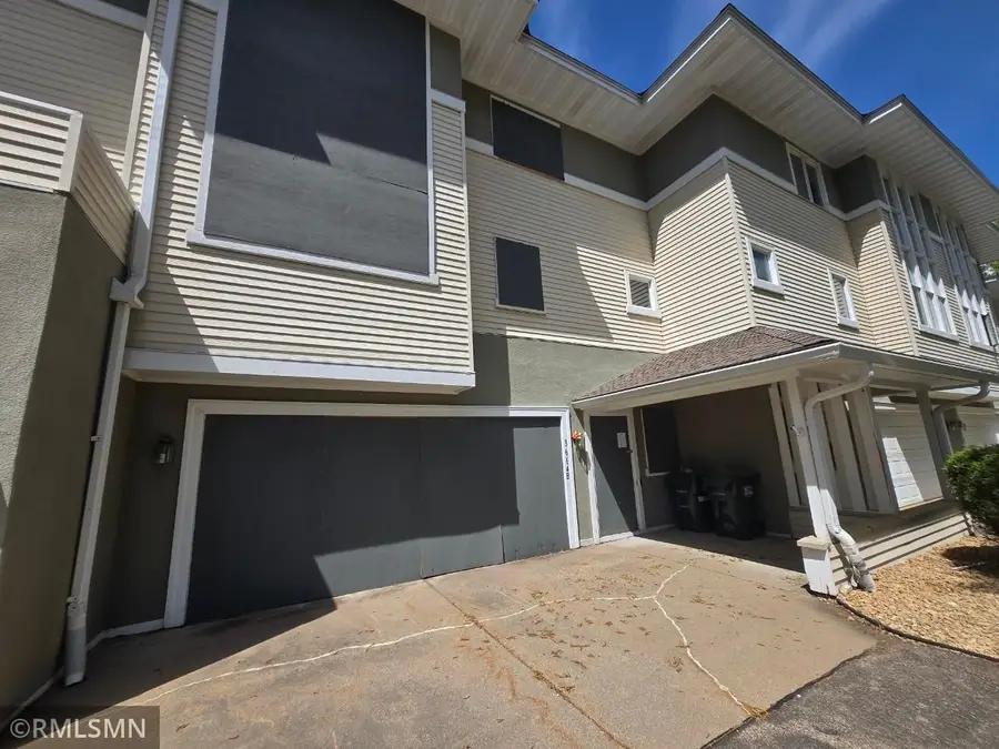 3664 Abbey Way #B, Eagan, MN 55123 - #3