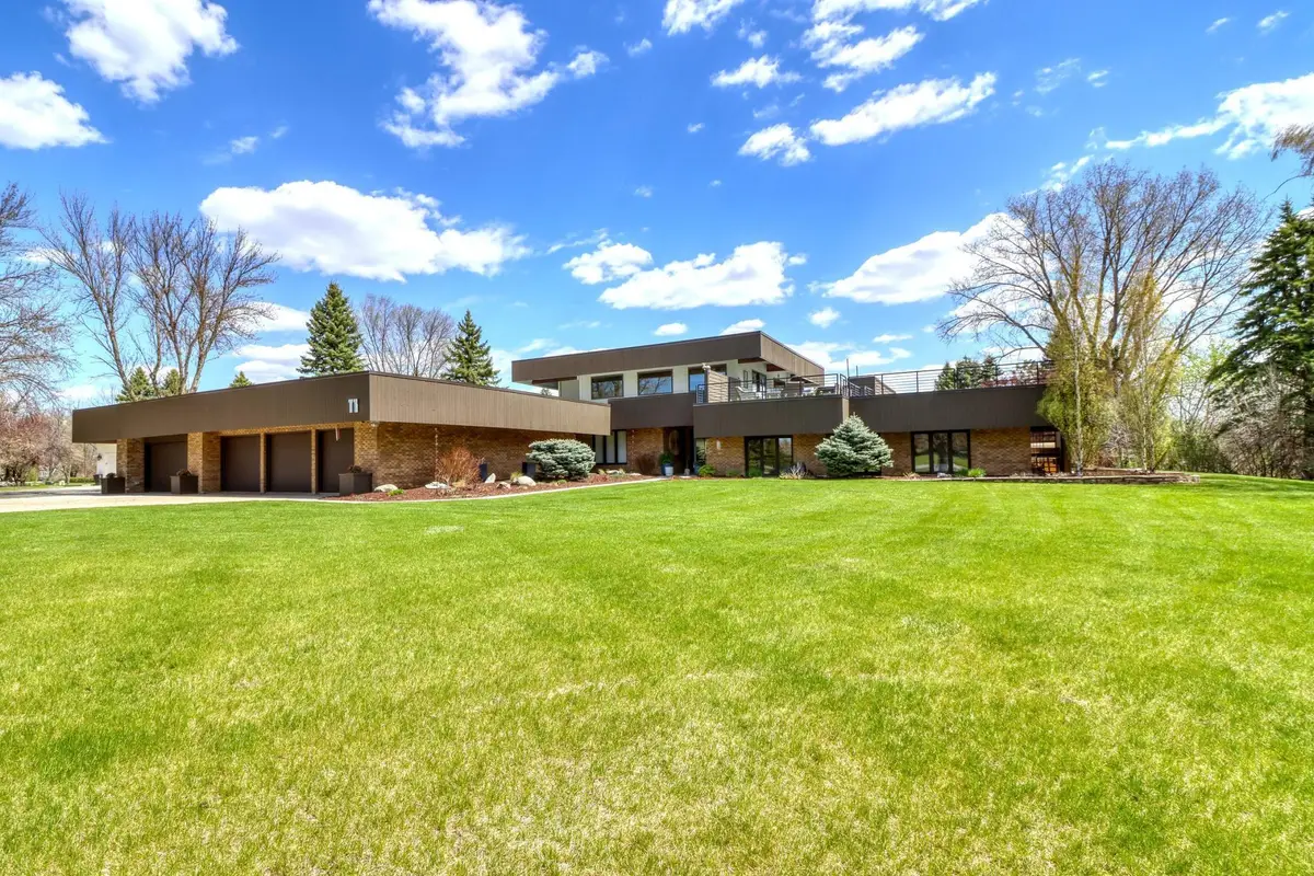 11 Briarwood Place, Fargo, ND 58104 - #1