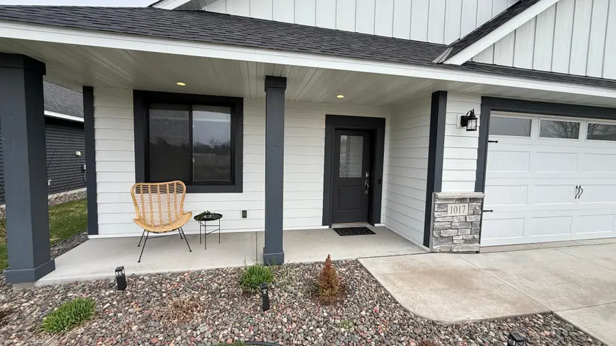 1017 109th Court Ne, Blaine, MN 55434 - #3