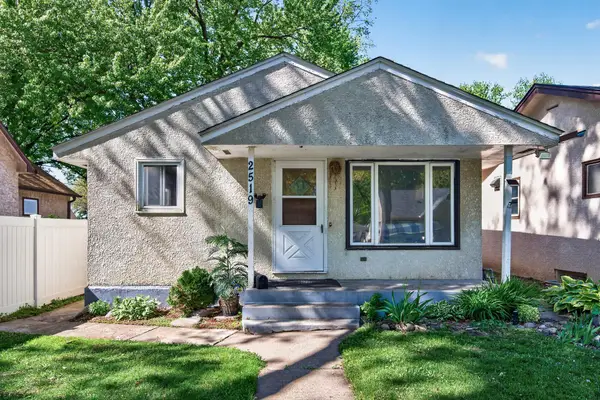 2519 3rd Avenue E, North Saint Paul, MN 55109