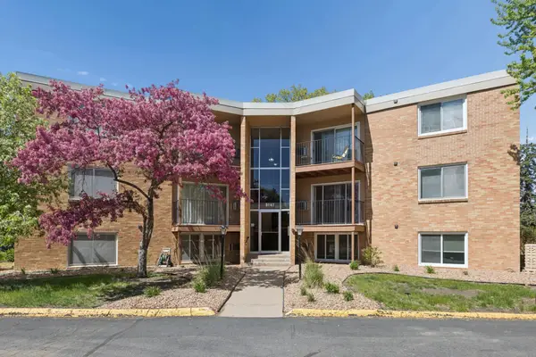 9147 Highway 55 #202, Minneapolis, MN 55427