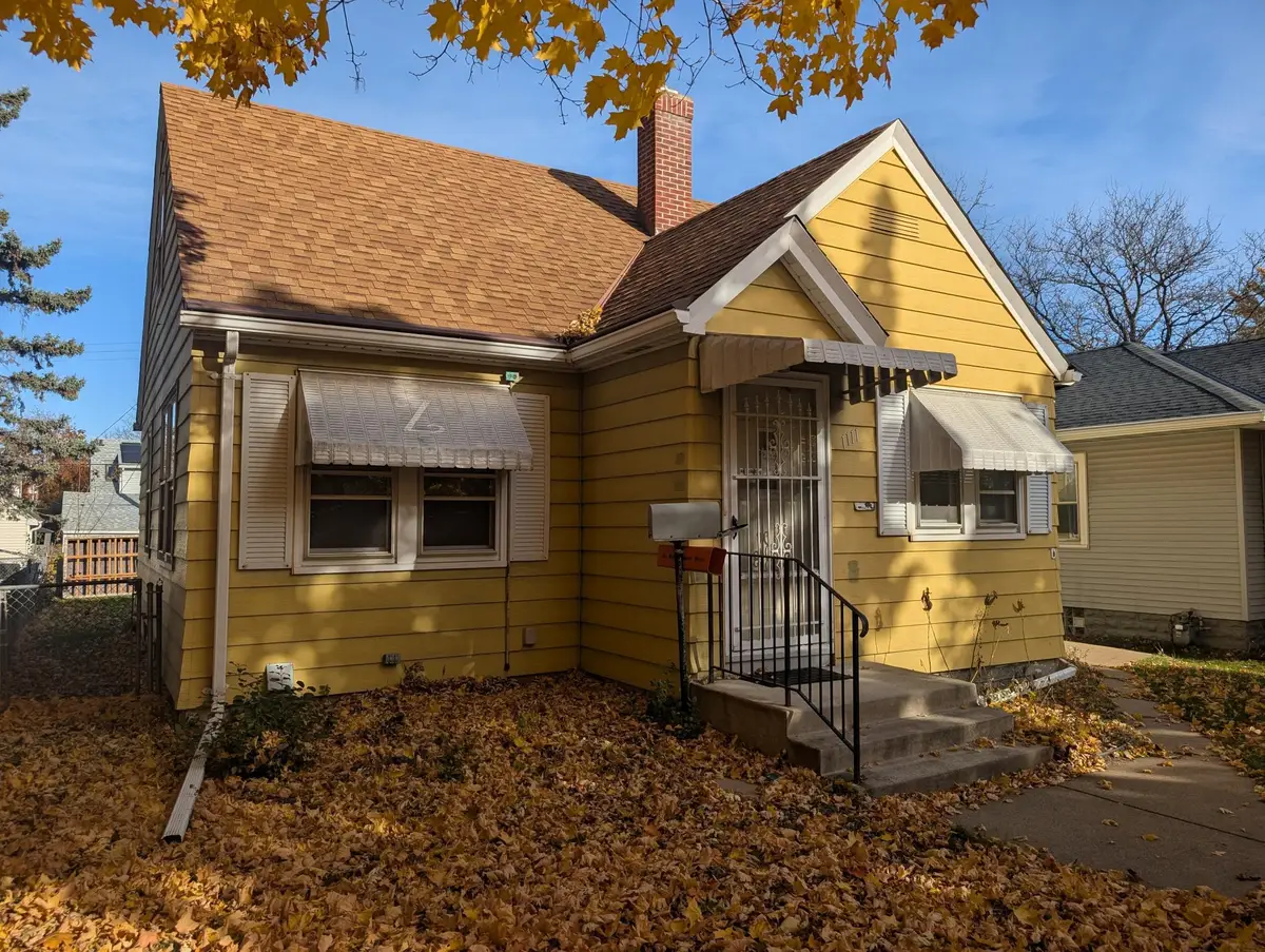 1111 Maryland Avenue E, Saint Paul, MN 55106 - #1