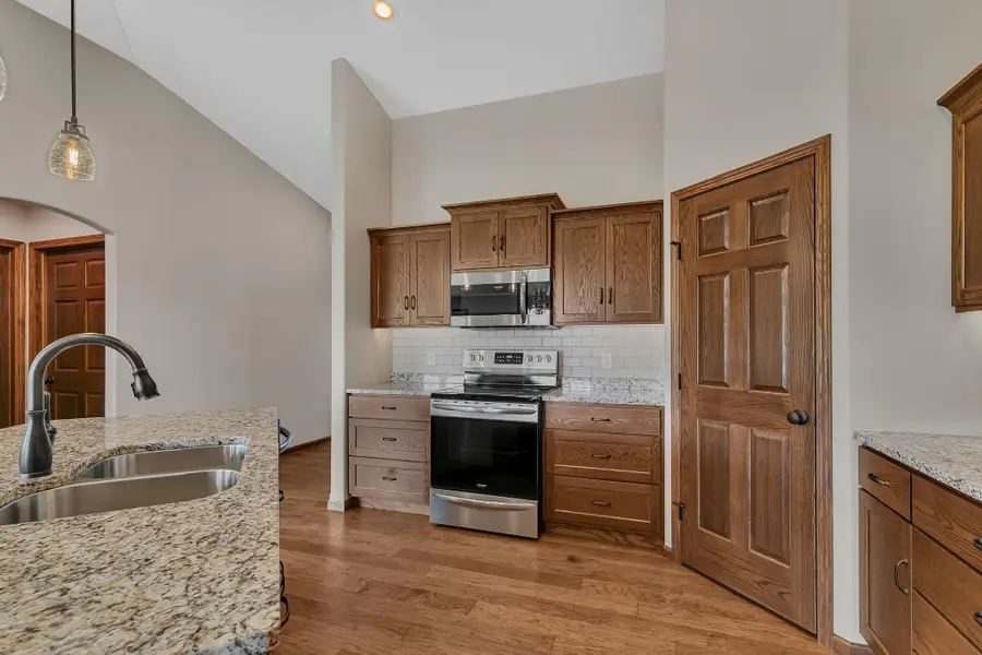 1136 Lanigan Way Sw, Saint Joseph, MN 56374 - #3