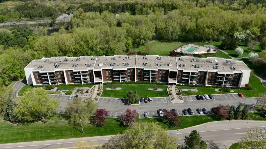 2455 Londin Lane E #219, Saint Paul, MN 55119 - #2